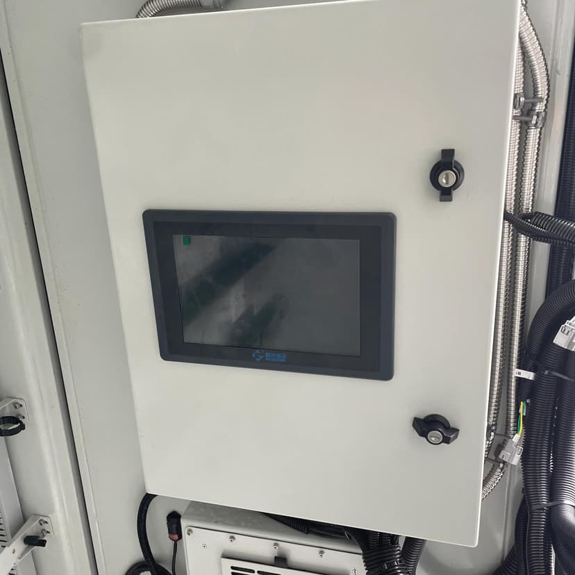Touchscreen HMI and control box